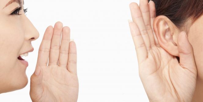 مهارات الاستماع: ما هي، أهميتها، أمثلة عليها، 10 طرق لتطويرها 20 مهارات الاستماع